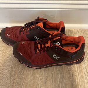 Women’s On Cloud shoes